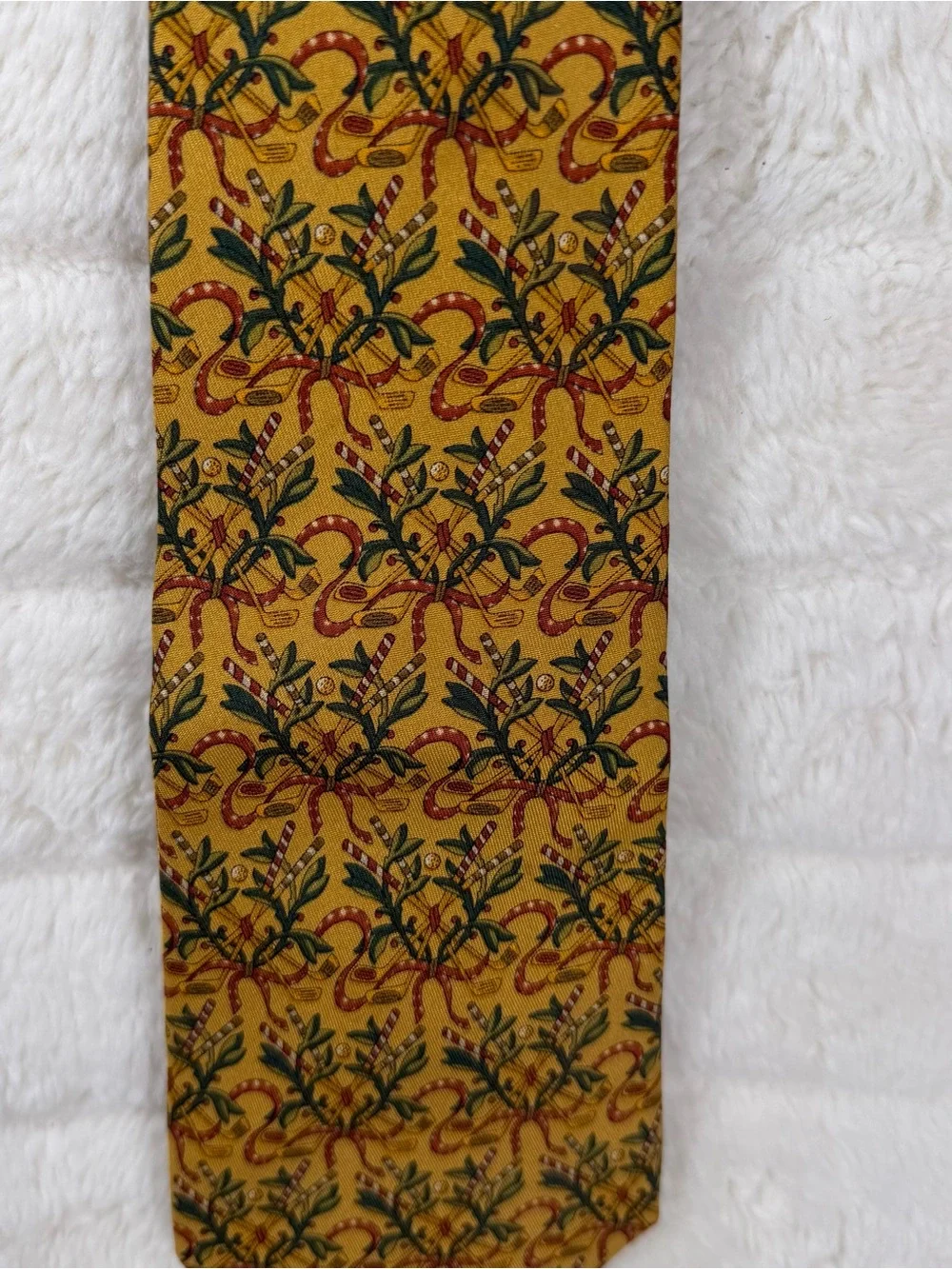 salvatore ferragamo Tie golf and ribbon motif with green foliage festive